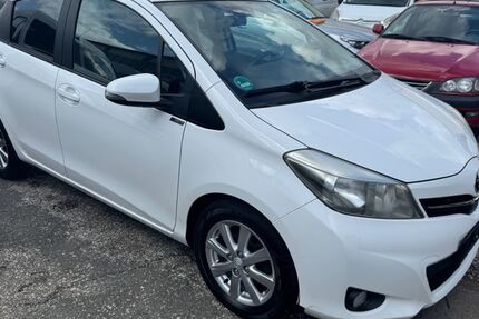Toyota Yaris 348.792 km 3.889 € Fürth 90763