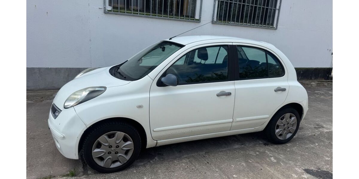 Nissan Micra 178.000 km 1.950 &euro; Groß Kreutz 14550