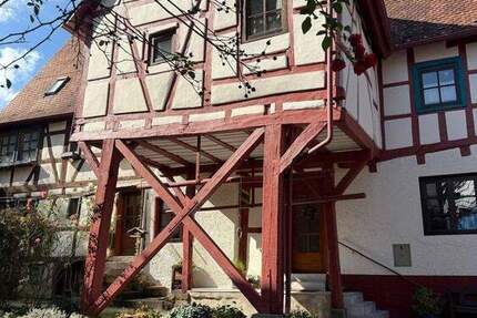 Historisches Fachwerkhaus im Herzen von Oberderdingen - ein Zuhause mit Geschichte und Zukunft 7 zimmer