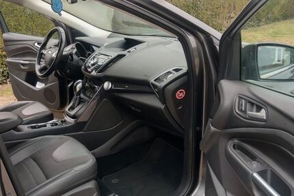 Ford Kuga 91.800 km 13.200 &euro; Rietz-Neuendorf 15848