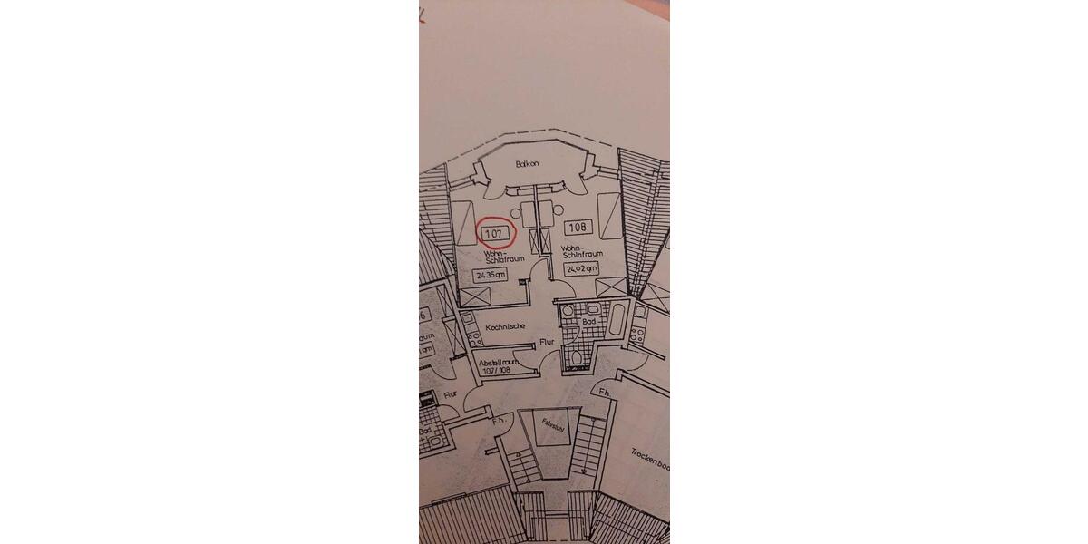 Dachgeschoßwohnung Lüneburg Goseburg-Zeltberg - 2 Zimmer, 50 m&sup2;, 250&euro; | Angebot:25106758