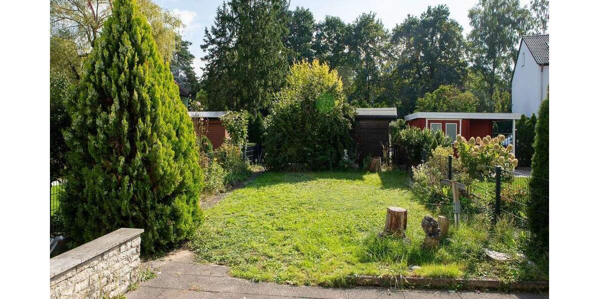 Provisionsfrei und leerstehend: Reihenmittelhaus mit ausbaufähigem Dachgeschoss! 5 zimmer