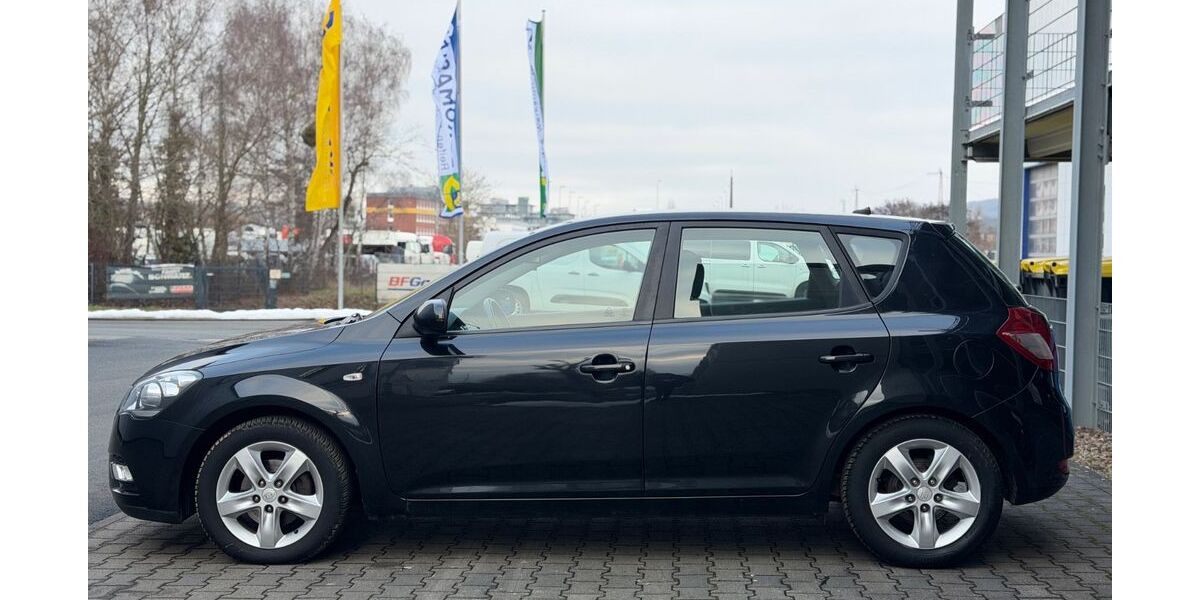 Kia ceed / Ceed 148.940 km 4.480 &euro; Aschaffenburg 63741
