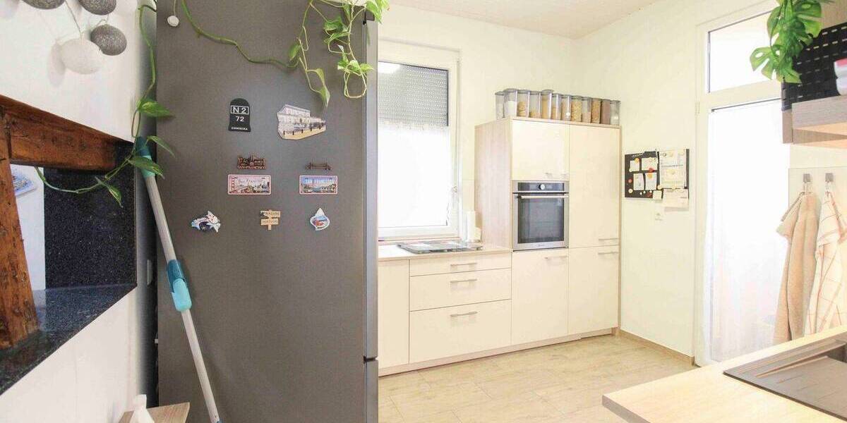 Etagenwohnung Stuttgart Bad Cannstatt - 3 Zimmer, 73 m&sup2;, 260.000&euro; | Angebot:26093380