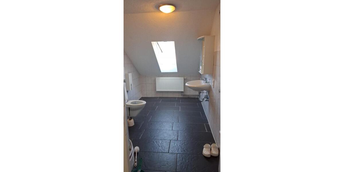 Etagenwohnung Steinen - 4 Zimmer, 110 m&sup2;, 1.300&euro; | Angebot:25046523