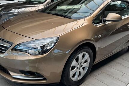 Opel Cascada 36.000 km 10.450 € Detmold 32758
