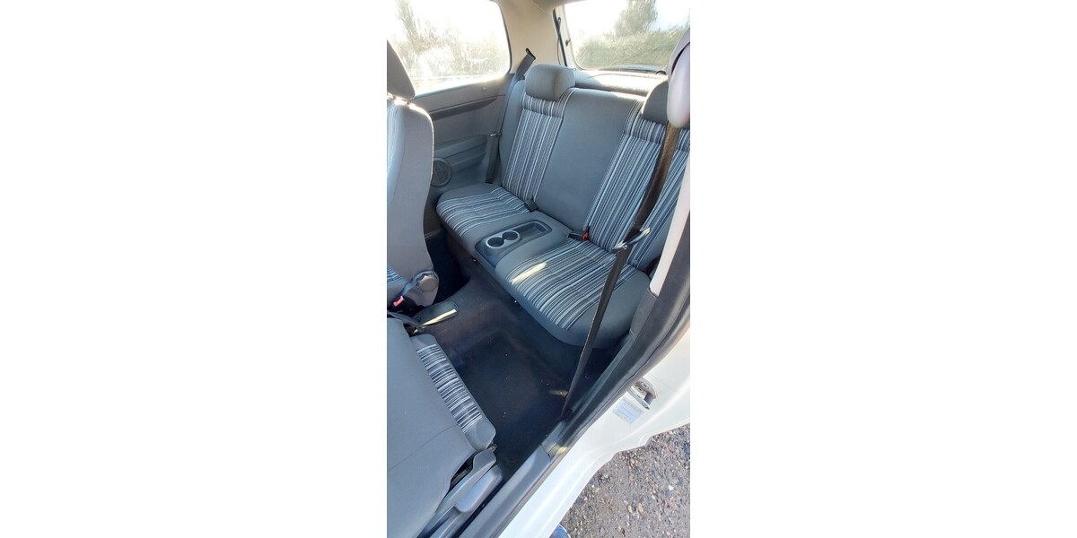 VW Fox Schräghecklimosine 226.000 km 1.600 &euro; Bobenheim-Roxheim 67240