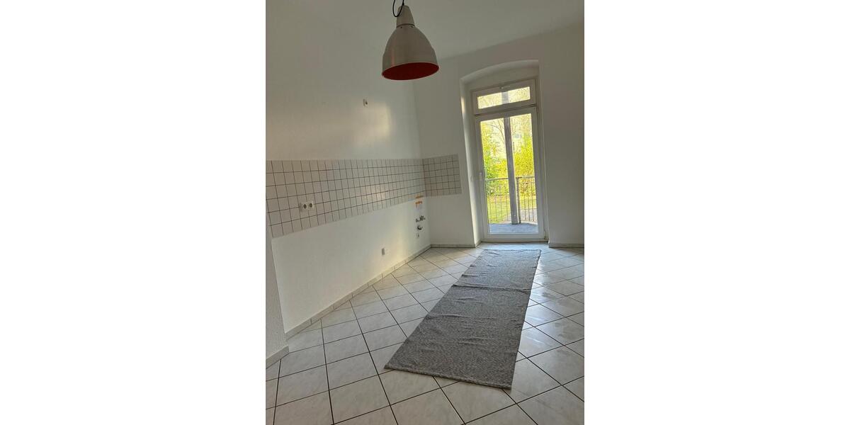Hochparterre Gera Debschwitz - 2 Zimmer, 73 m&sup2;, 438&euro; | Angebot:26396261