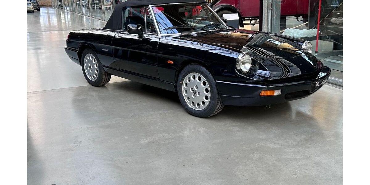 Alfa Romeo Spider 72.567 km 19.800 &euro; Berlin 10553