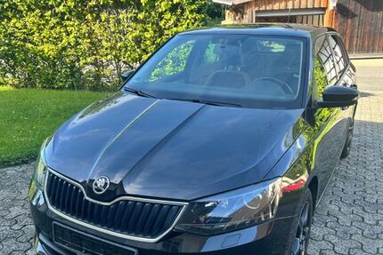 Skoda Fabia 201.000 km 4.990 &euro; Much 53804