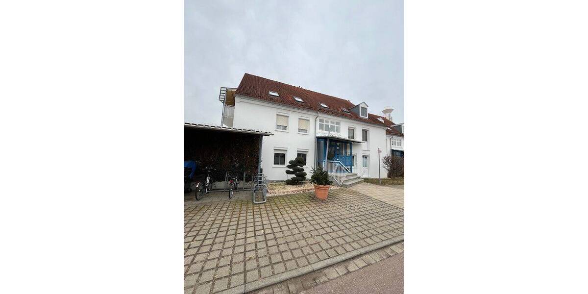 Etagenwohnung Halle (Saale) Seeben - 2 Zimmer, 70 m&sup2;, 140.000&euro; | Angebot:26018487