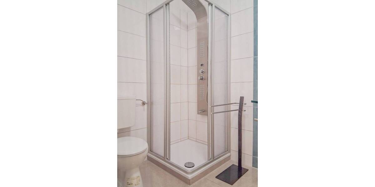 Etagenwohnung Oberndorf - 2 Zimmer, 65 m&sup2;, 595&euro; | Angebot:26909650