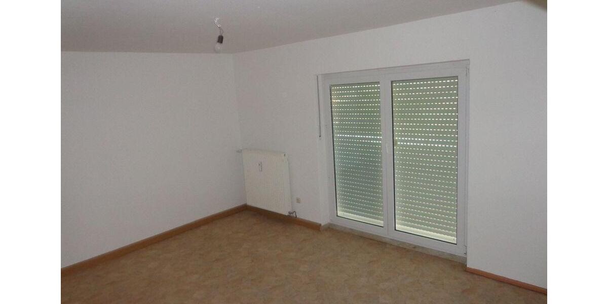 Etagenwohnung Burgsinn - 3 Zimmer, 85 m&sup2;, 730&euro; | Angebot:26680183