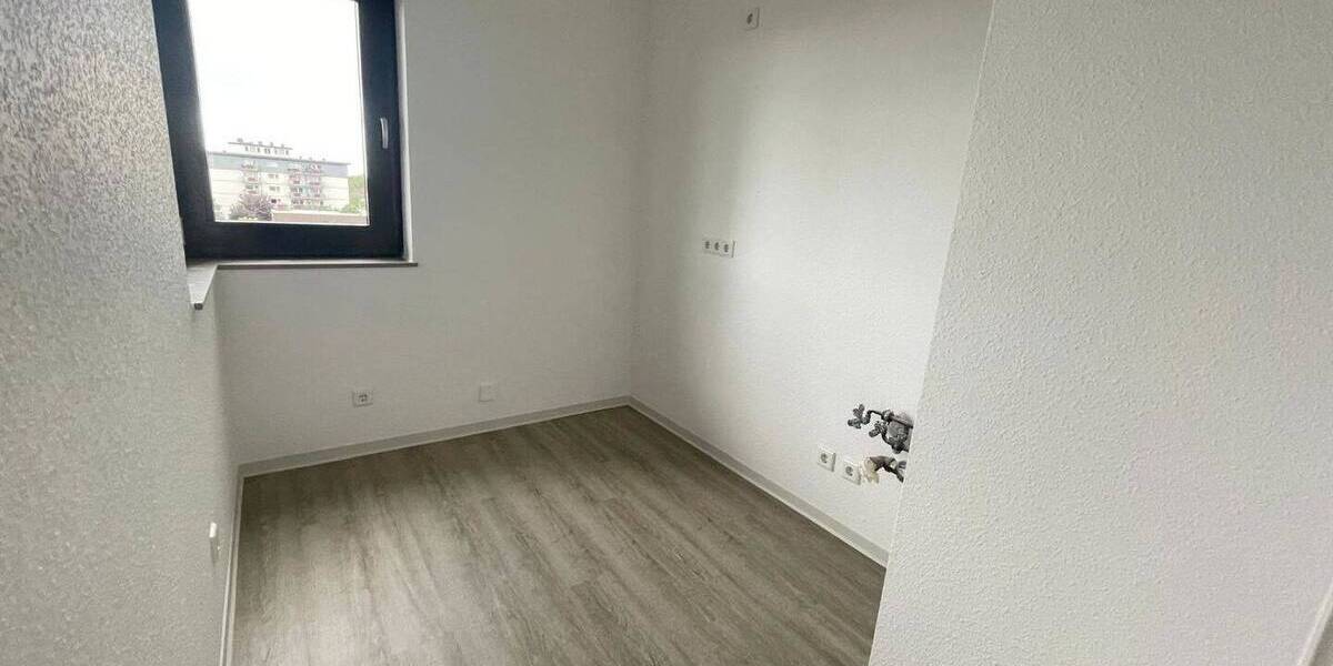 Etagenwohnung Köln Urbach - 4 Zimmer, 100 m&sup2;, 1.350&euro; | Angebot:26874987