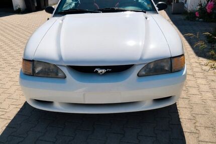 Ford Mustang 181.500 km 6.500 &euro; Waldkraiburg 84478