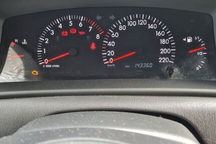 Toyota Corolla 143.360 km 4.500 &euro; Hamburg 22111