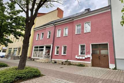 Haus Merseburg - 16 Zimmer, 360 m&sup2;, 495.000&euro; | Angebot:26677643