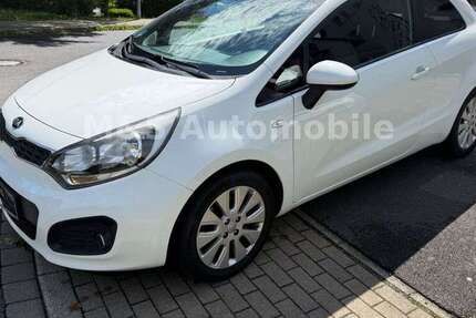 Kia Rio 148.000 km 4.299 &euro; Lüdenscheid 58515