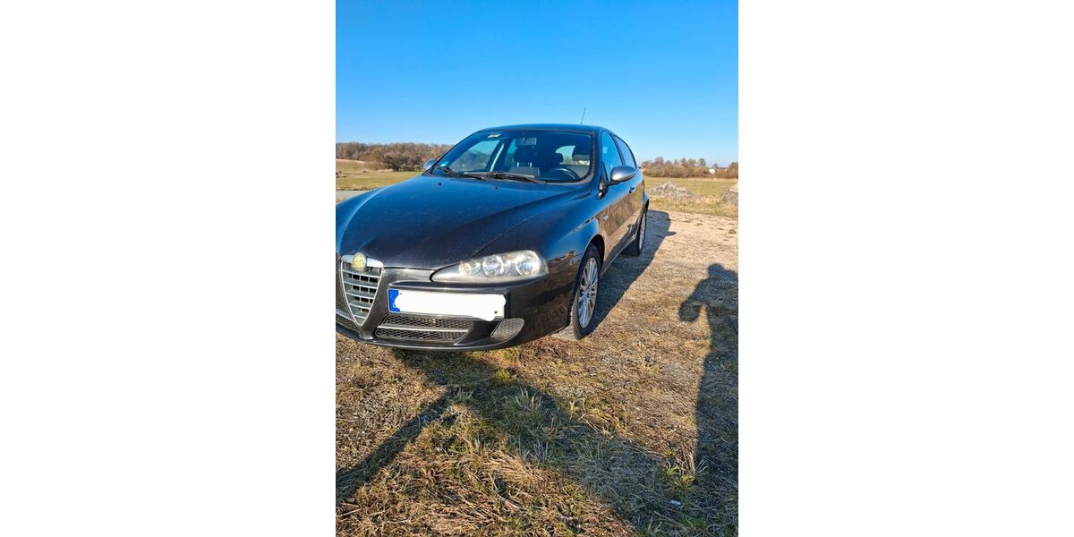 Alfa Romeo 147 172.750 km 2.900 &euro; Neufahrn in Niederbayern 84088