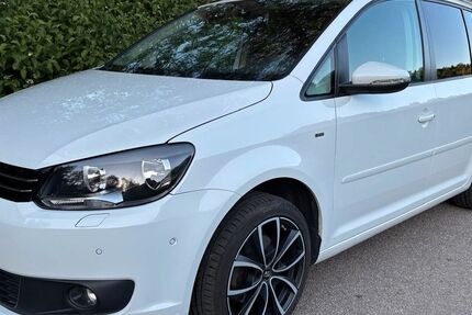 VW Touran 117.950 km 11.200 &euro; Babenhausen 87727