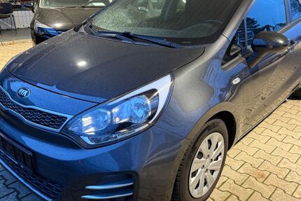 Kia Rio 82.000 km 7.850 &euro; mettmann 40822