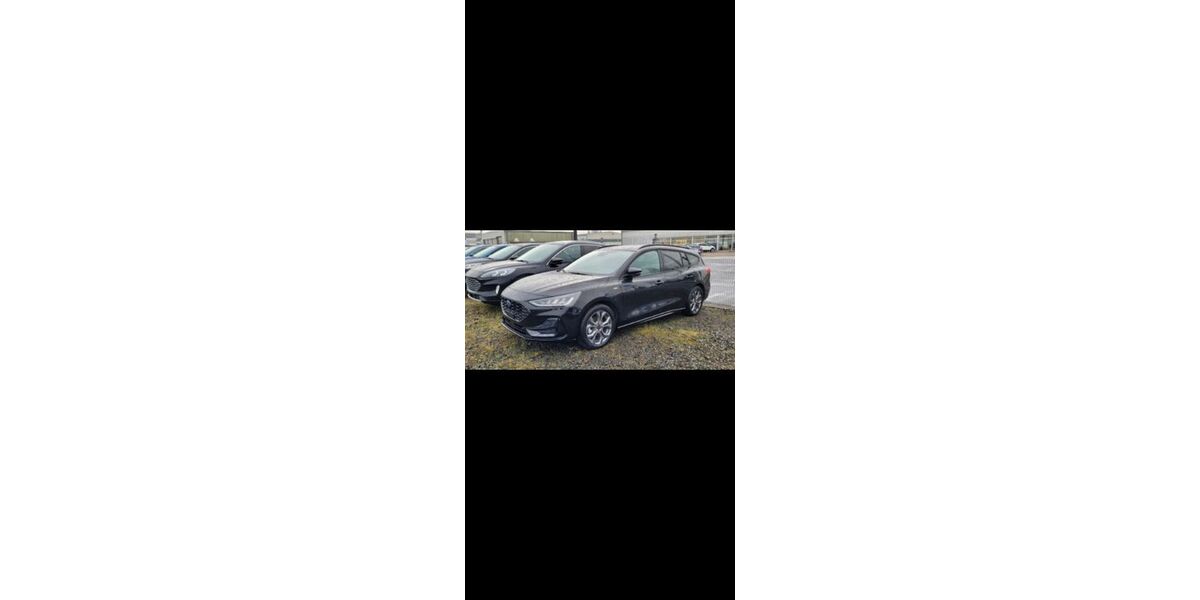 Ford Focus 28.000 km 16.999 &euro; Bergheim 50129