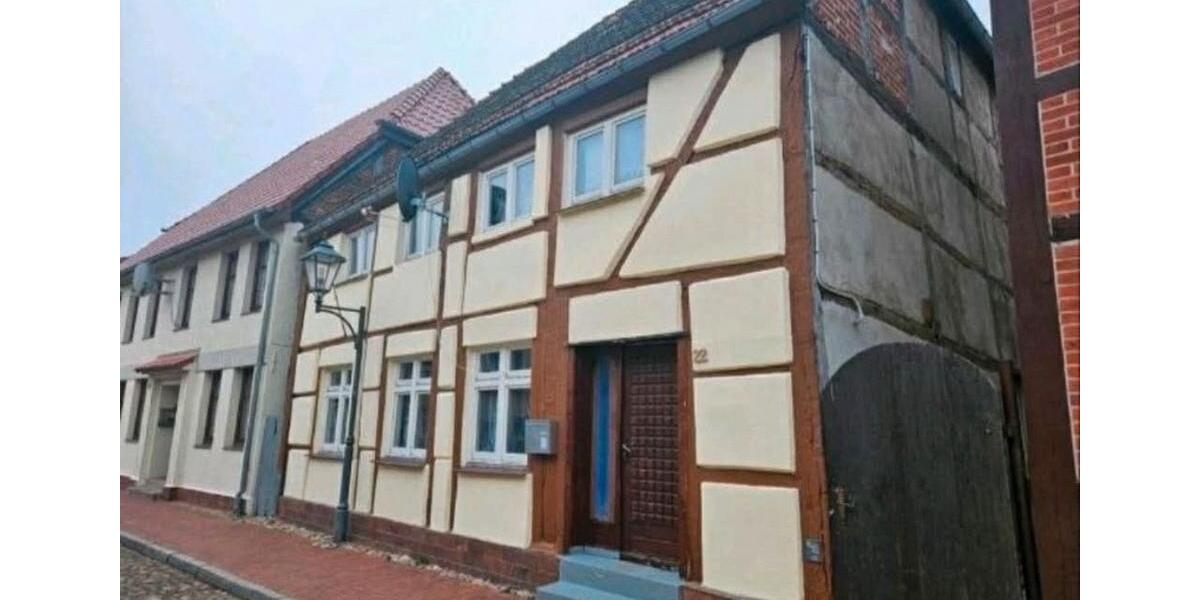 Mehrfamilienhaus, Wohnhaus Neustadt-Glewe Glewe - 4 Zimmer, 254 m&sup2;, 72.000&euro; | Angebot:26408694