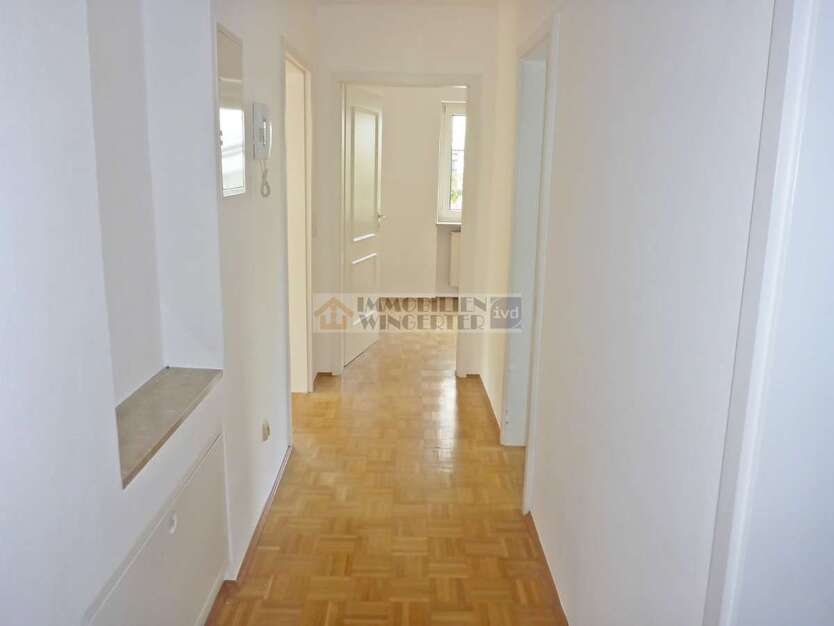 Haus zum Kaufen in Regensburg 1.100.000 € 210 m² 9 zimmer