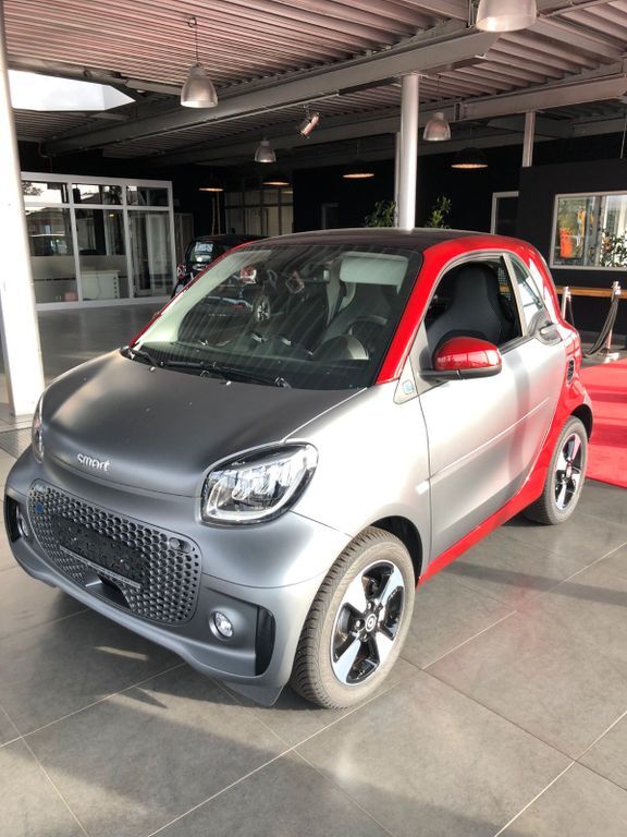Smart ForTwo 7.900 km 13.800 € Simbach 84359