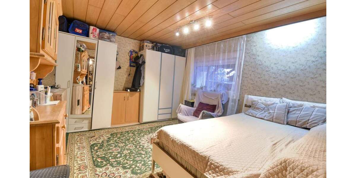 Idyllisches DHH mit Sanierungspotential in ruhiger & zentraler Lage Zusätzliches Hinterhaus inkl. - Doppelhaushälfte Ludwigshafen am Rhein Mundenheim | Angebot:25957079