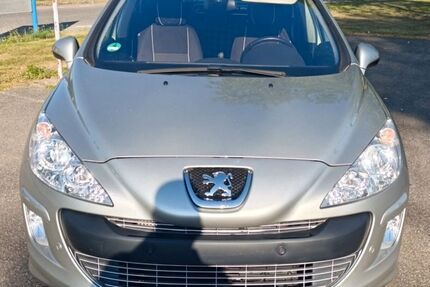 Peugeot 308 84.500 km 3.200 € Grenzach-Wyhlen 79639