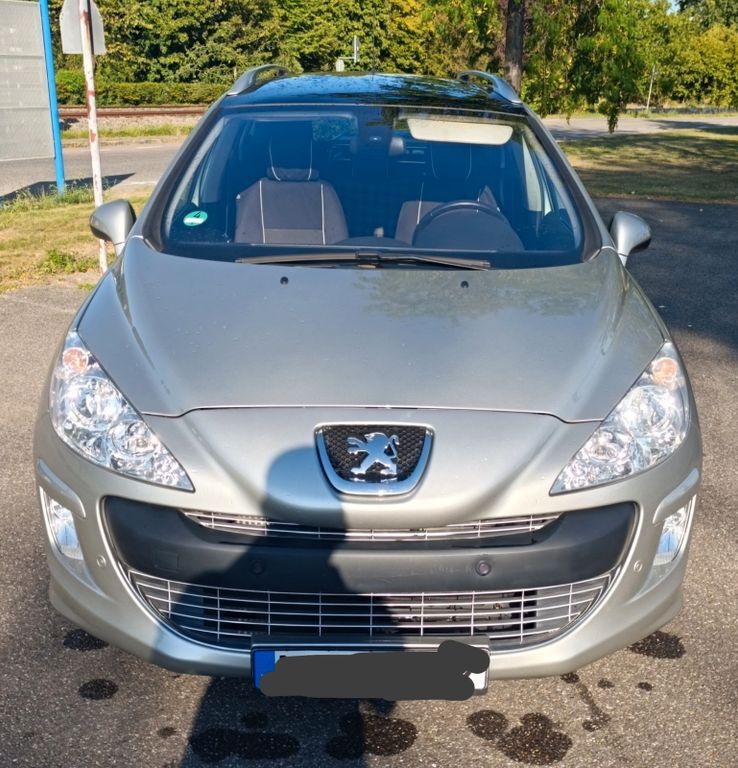 Peugeot 308 84.500 km 3.300 € Grenzach-Wyhlen 79639