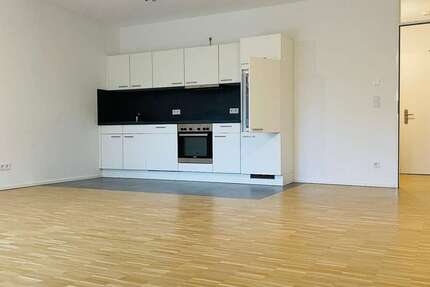 Wohnung Nürnberg Veilhof - 1 Zimmer, 48 m&sup2;, 630&euro; | Angebot:25718353