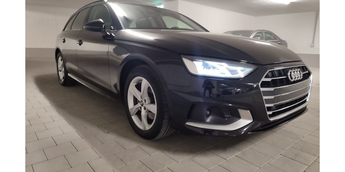 Audi A4 157.403 km 17.888 &euro; Munchen 85540
