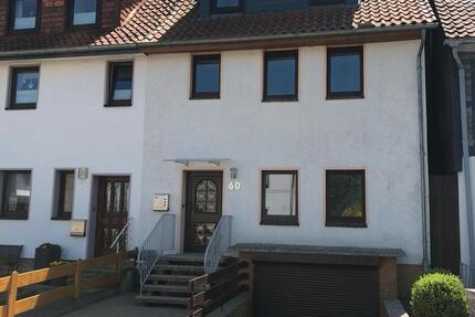 Haus Lamspringe - 6 Zimmer, 155 m&sup2;, 900&euro; | Angebot:25422916