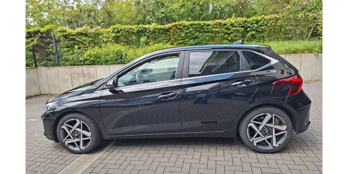Hyundai i20 18.000 km 16.990 &euro; Ennepetal 58256