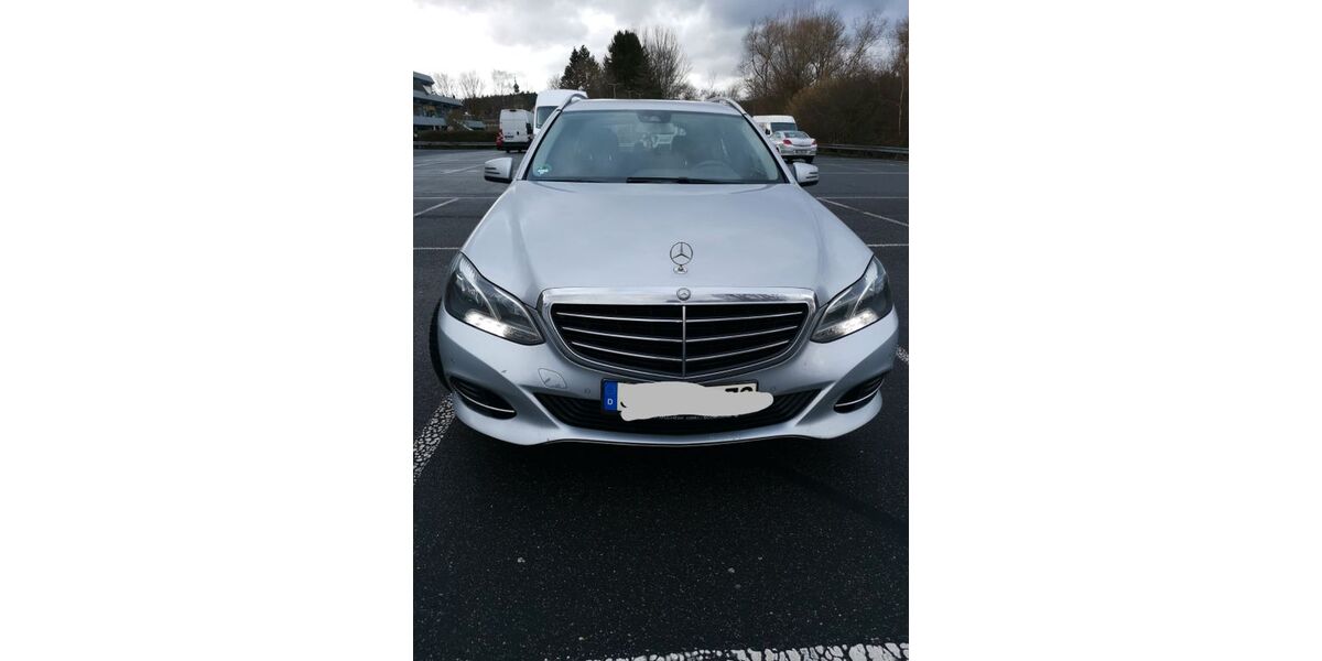 Mercedes-Benz E 220 292.200 km 8.500 &euro; Aarbergen 65326