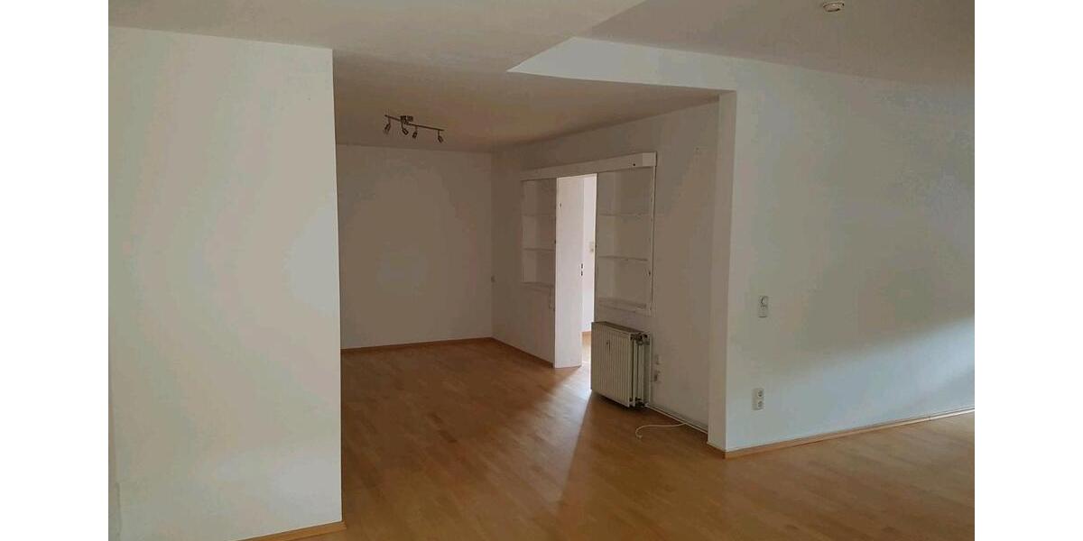 Etagenwohnung Wienhausen - 3 Zimmer, 110 m&sup2;, 880&euro; | Angebot:24443663