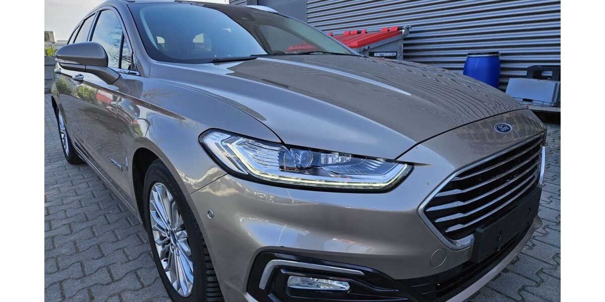 Ford Mondeo 141.000 km 14.161 &euro; Kelkheim 65779