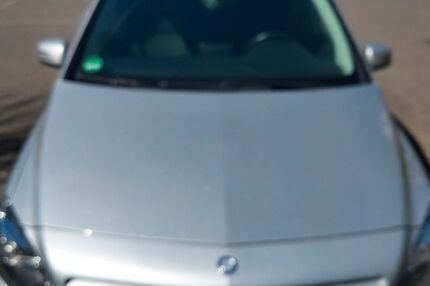 Mercedes B 180