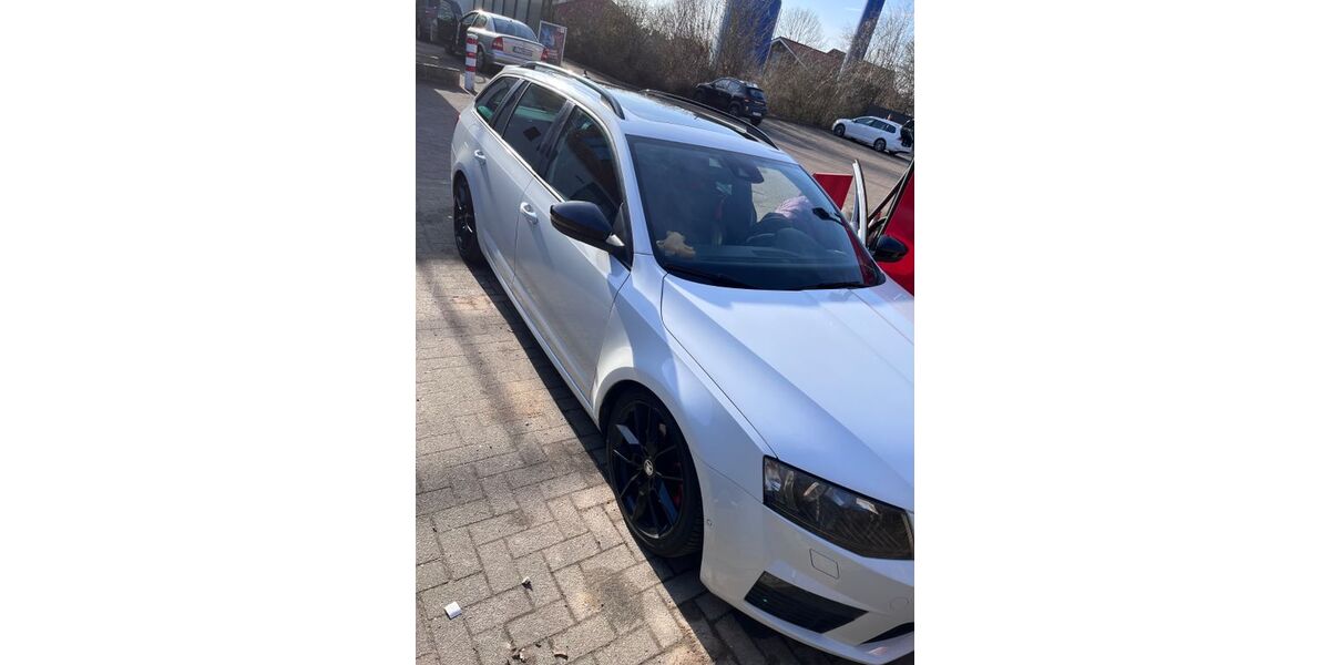 Skoda Octavia 190.000 km 14.999 &euro; Krempe 25361