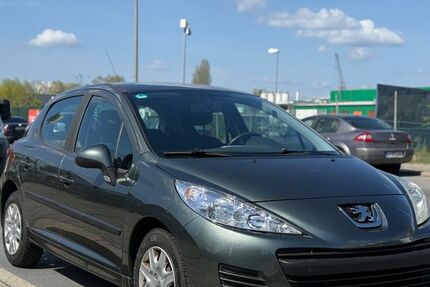 Peugeot 207 175.000 km 1.999 &euro; Berlin 13597