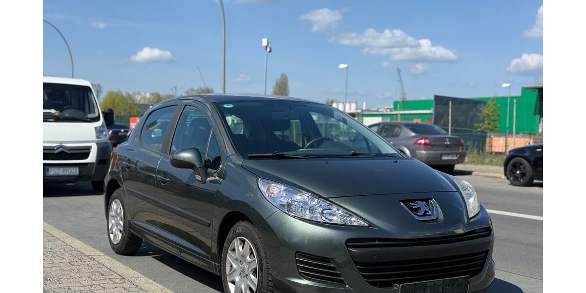 Peugeot 207 175.000 km 1.999 &euro; Berlin 13597