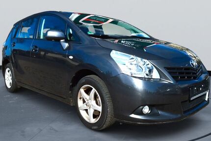 Toyota Verso 72.000 km 7.900 &euro; Bergisch Gladbach 51469