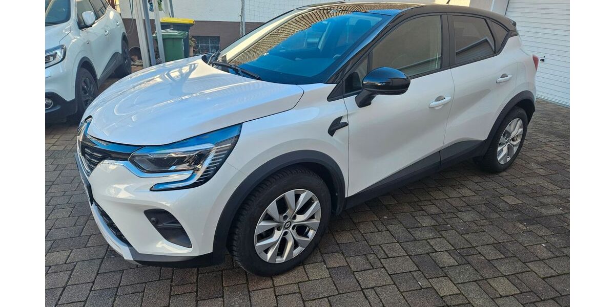 Renault Captur 51.600 km 13.990 &euro; BÜDINGEN 63654