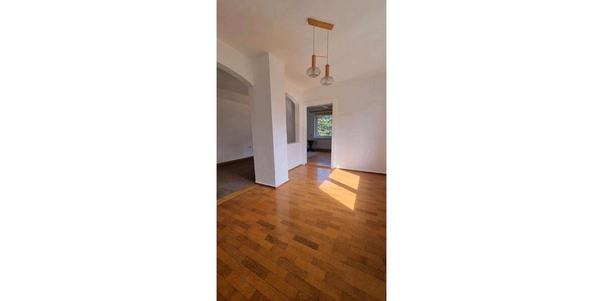 Einfamilienhaus Pausa-Mühltroff Mühltroff - 5 Zimmer, 145 m&sup2;, 1.100&euro; | Angebot:26286416