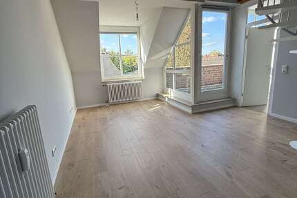 Wohnung zum Mieten in Hamburg 1.674 € 93 m² 4 zimmer