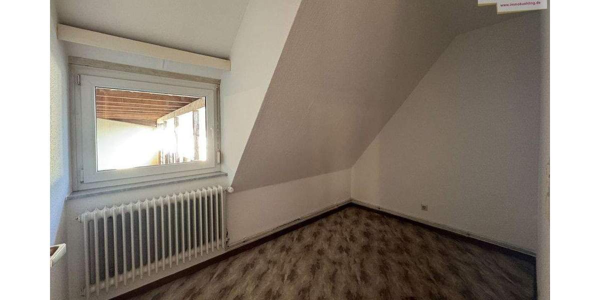 Einfamilienhaus Goldenstedt - 8 Zimmer, 232 m&sup2;, 319.000&euro; | Angebot:25738567