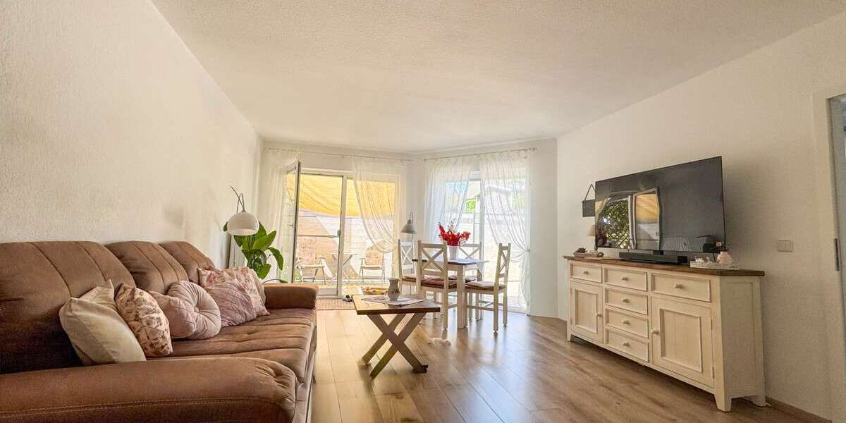 Etagenwohnung Lauter-Bernsbach Bernsbach - 3 Zimmer, 67 m&sup2;, 120.000&euro; | Angebot:27350492