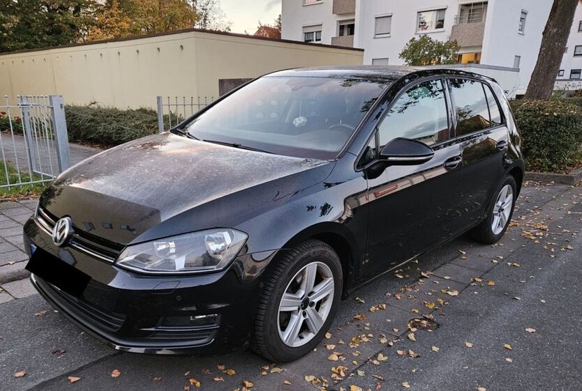 VW Golf 112.300 km 9.900 € Forchheim 91301